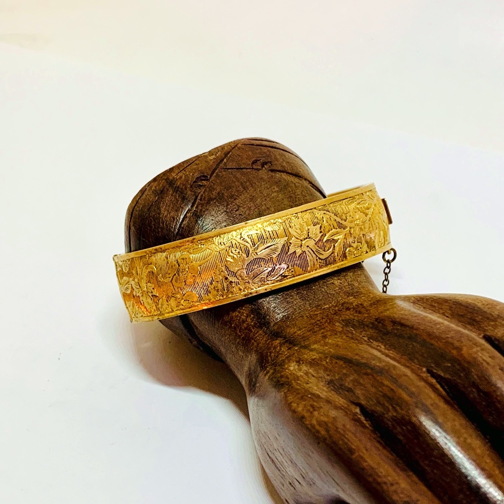Antique 10kt Gold Filled Taille d'Epargne Hinged Bangle Bracelet